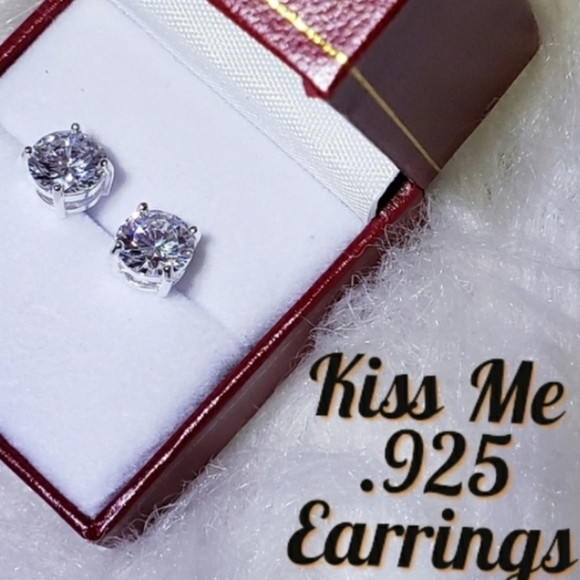 NEW Gift Ready 4 Karat Total Lab Diamonds .925 Sterling Silver New Box Earrings - Picture 8 of 10